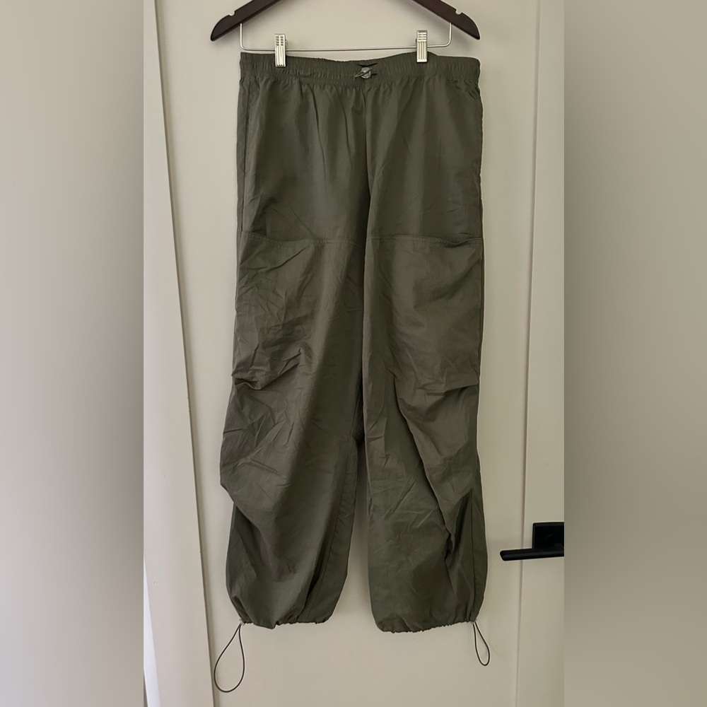 Zara Green Cargo Pants